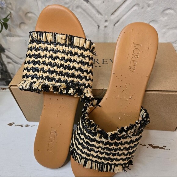 J Crew Black and Natural Raffia beach slide sandals - Preowned  - size 6 - Picture 3 of 13